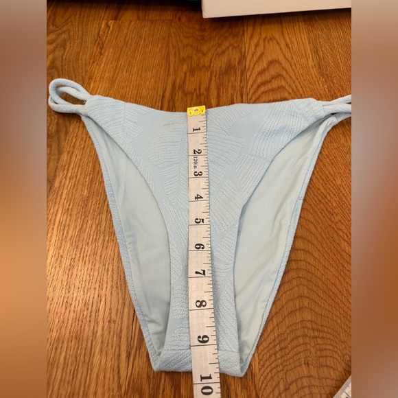 Devon Windsor Paige Bikini bottoms in Mist Size Large - Picture 8 of 10